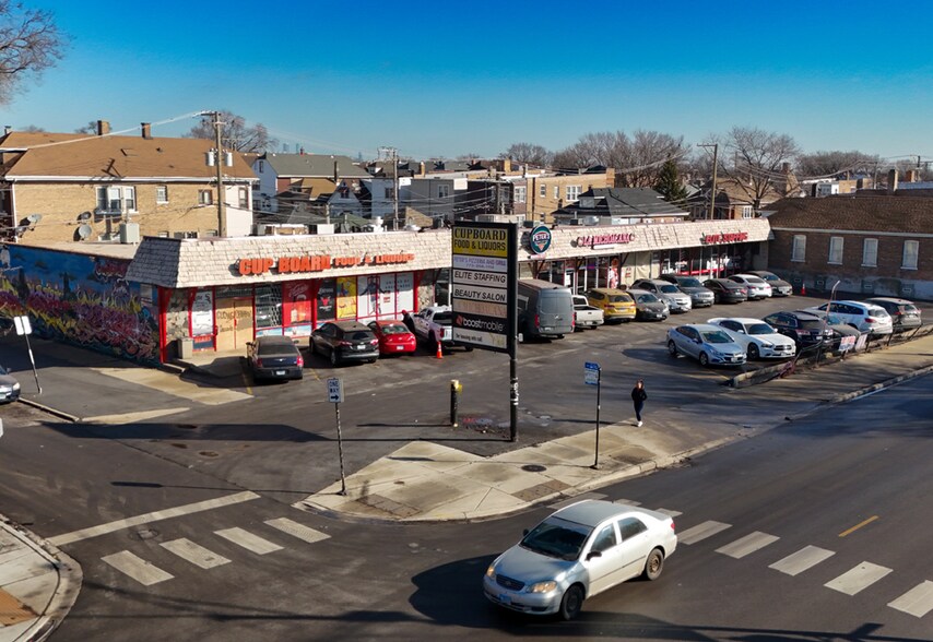 More Photos Of 3244-3260 W 55th St, Chicago Storefront For Sale