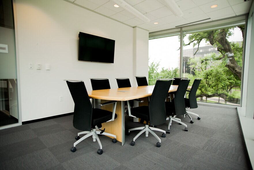 More Photos Of 12120 Wickchester Ln, Houston Office For Lease