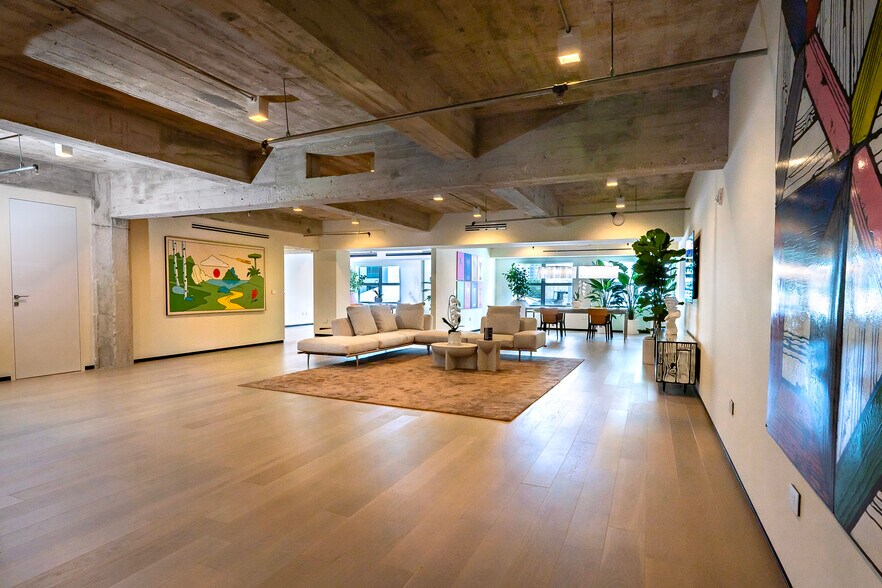 More Photos Of 605 lincoln Rd, Miami Beach Office Residential For Lease