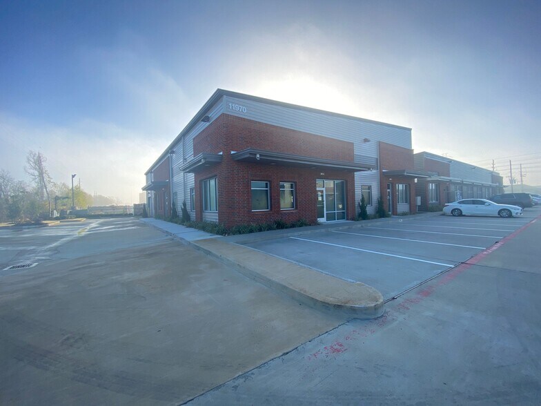 More Photos Of 11950 Barker Cypress Rd, Cypress Unknown For Lease