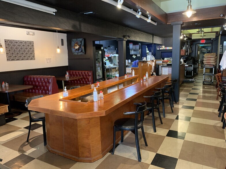 More Photos Of 368 Castro St, Mountain View Restaurant For Lease