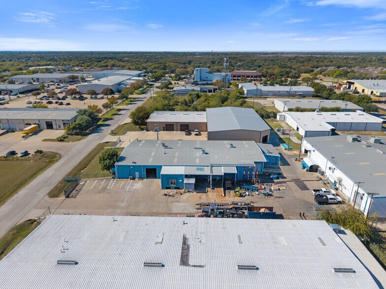 More Photos Of 1119 S Commercial Blvd, Arlington Warehouse For Sale
