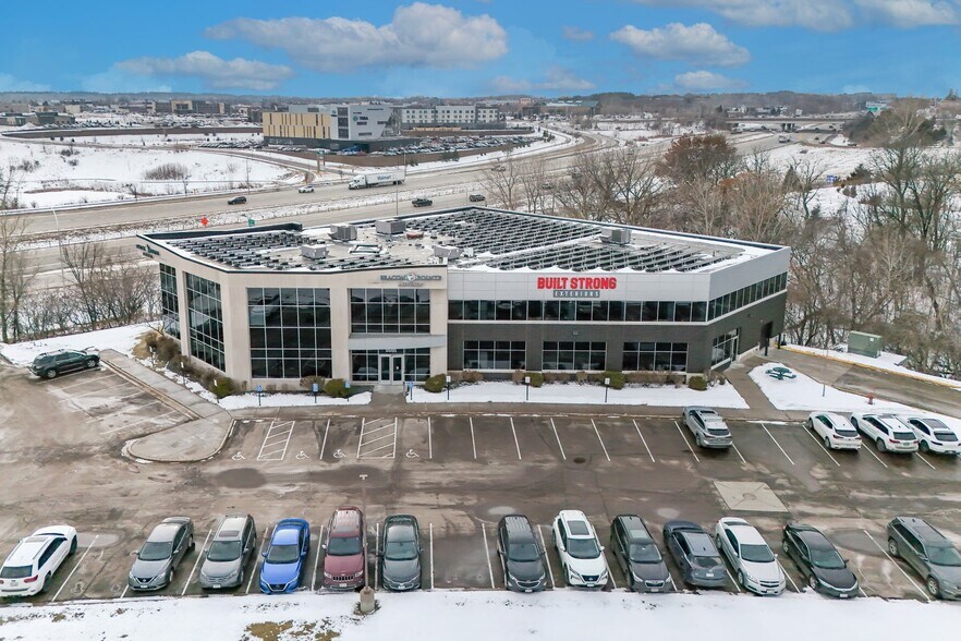 More Photos Of 8665 Hudson Blvd, Lake Elmo Medical For Sale