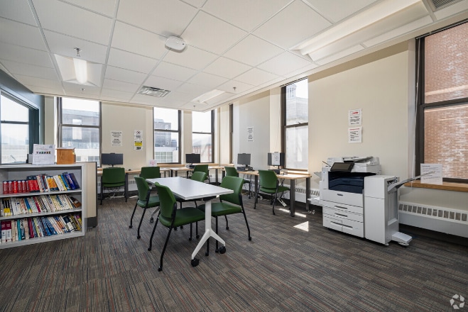 More Photos Of 526 Main St, Worcester Unknown For Lease