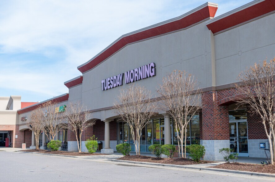 More Photos Of 13200 New Falls of Neuse Rd, Raleigh Unknown For Lease