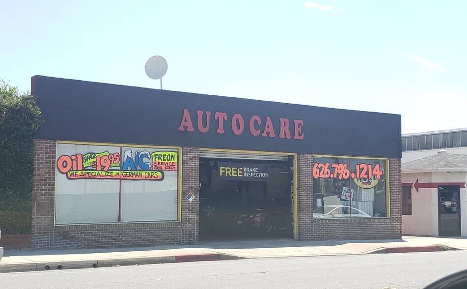 Primary Photo Of 38 N Hill Ave, Pasadena Auto Repair For Sale