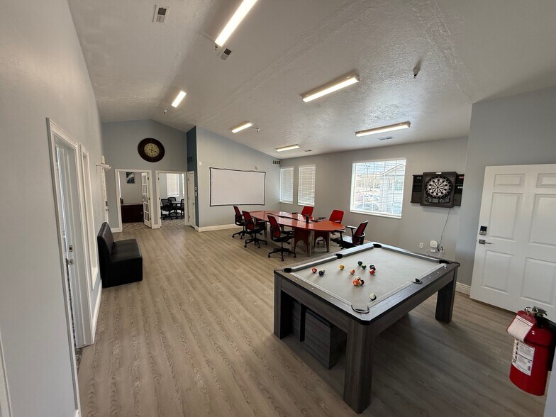 More Photos Of 9571 S 700 E, Sandy Office For Lease