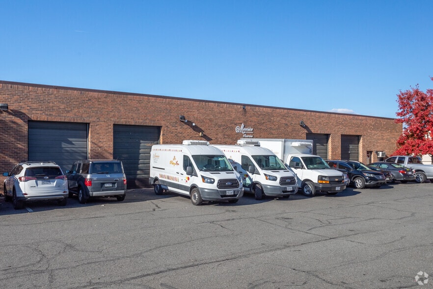 More Photos Of 5700 General Washington Dr, Alexandria Unknown For Lease