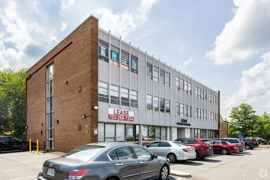 Primary Photo Of 6269 Leesburg Pike, Falls Church Office For Lease
