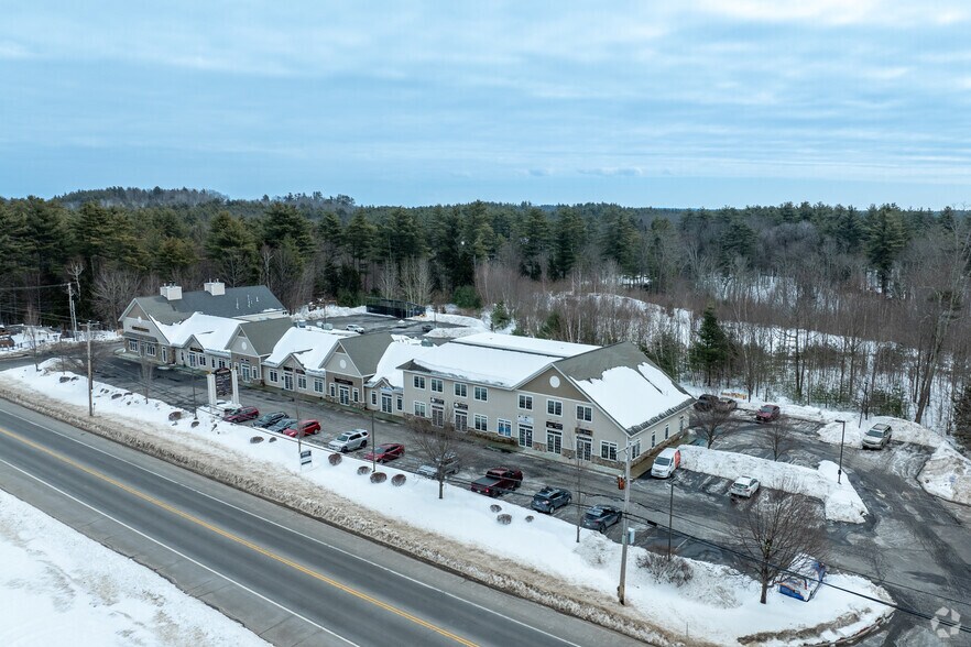 More Photos Of 281-285 Calef Hwy, Epping Freestanding For Lease