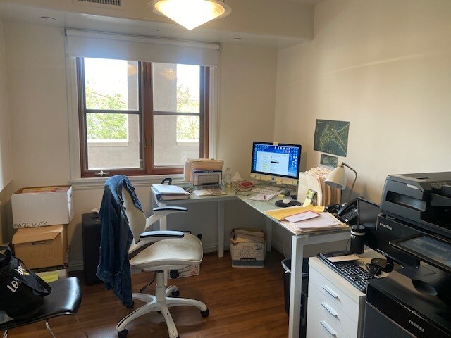 More Photos Of 1230 Montana Ave, Santa Monica Storefront Retail Office For Lease