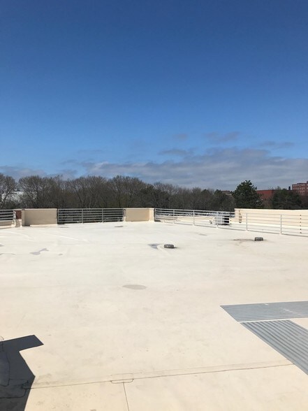 More Photos Of 152 Lynnway, Lynn Office For Sale