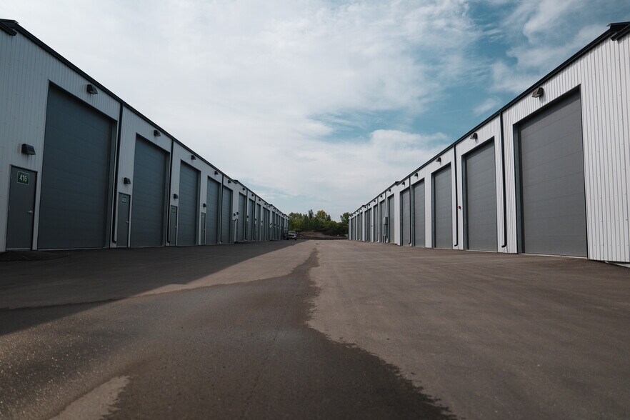 More Photos Of 27201 Township Road 532A, Parkland County Self Storage For Sale