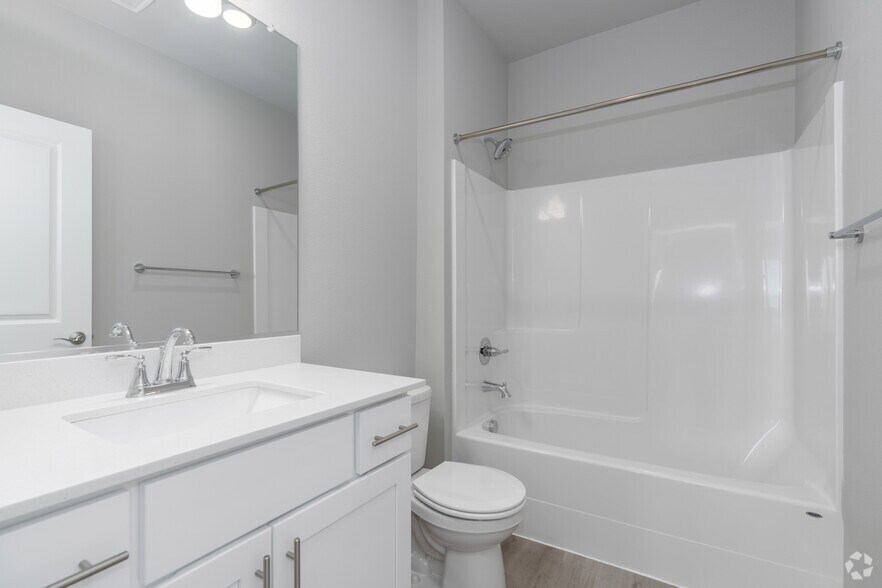 More Photos Of 421 NE 80th Ave, Hillsboro Apartments For Sale