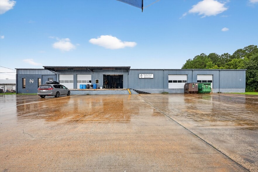 Primary Photo Of 305 Crump St, Goldsboro Warehouse For Sale