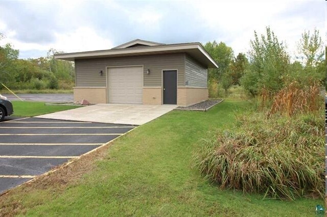More Photos Of 1419 Beaser Ave, Ashland Office For Lease