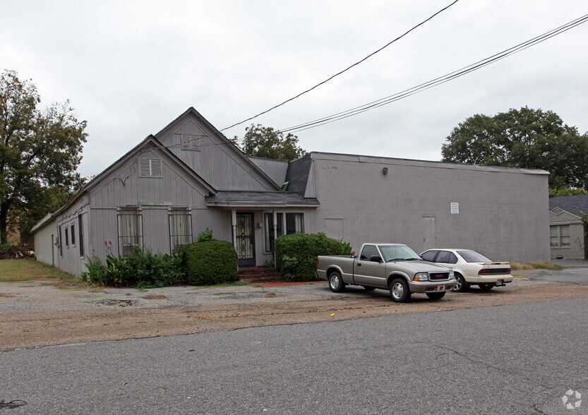 More Photos Of 2634 Yale Ave, Memphis Warehouse For Lease