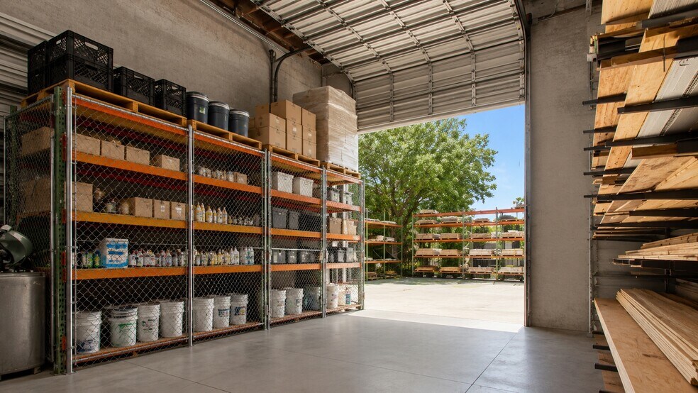 More Photos Of 14701 SW 137th St, Miami Light Distribution For Lease