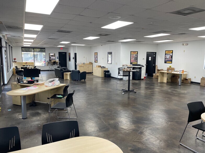 More Photos Of 1831 Cassat Ave, Jacksonville Auto Dealership For Sale