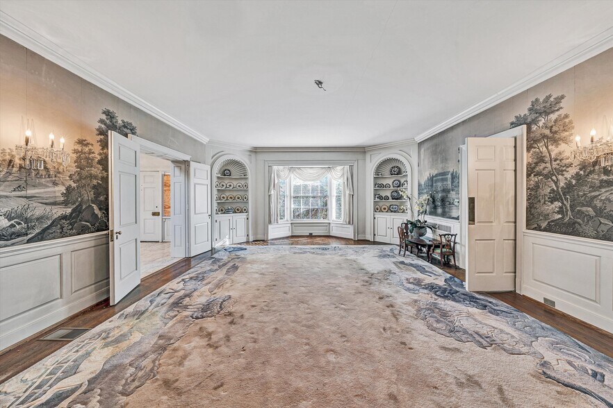 More Photos Of 934 Commander Dr, Roanoke Specialty For Sale