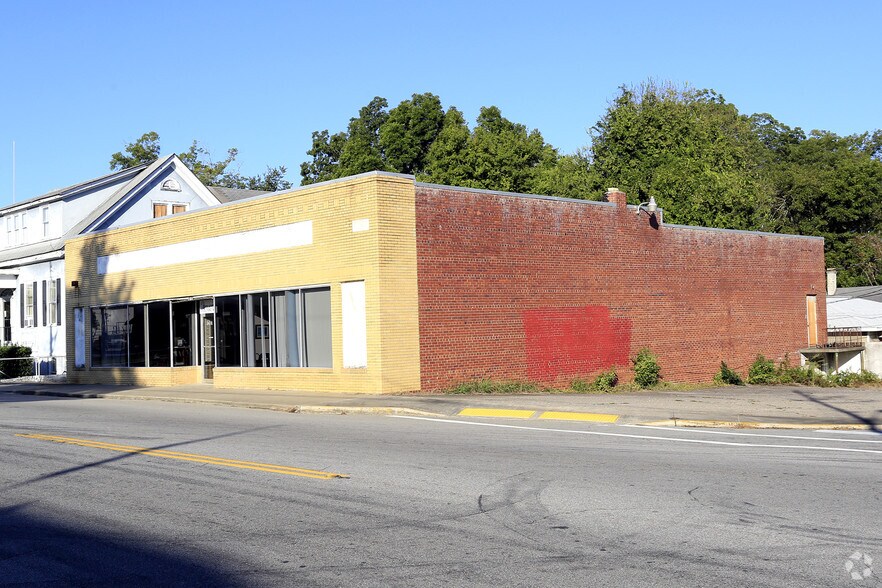 More Photos Of 1281 Amelia St, Orangeburg Storefront For Sale