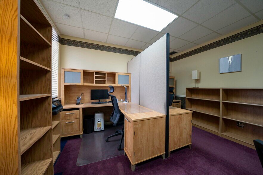 More Photos Of 3949 Evans Ave, Fort Myers Medical For Lease