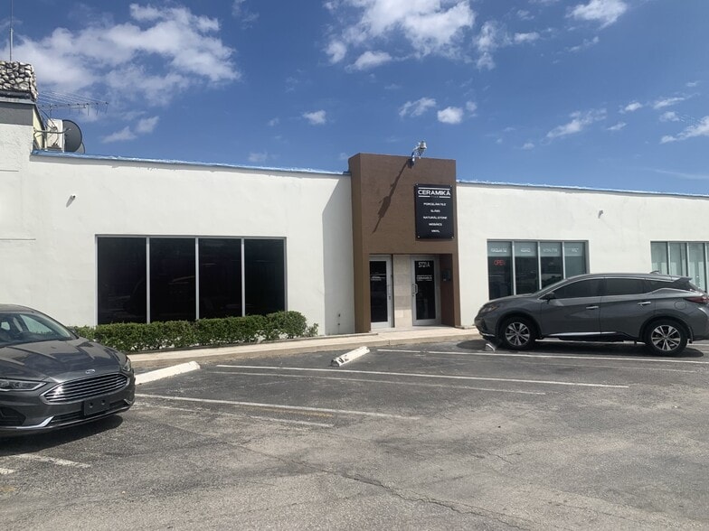 More Photos Of 5701-5731 NW 74th Ave, Miami Warehouse For Lease