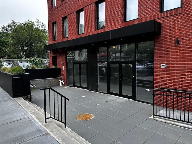 More Photos Of 669 Bergen Ave, Jersey City Apartments For Lease