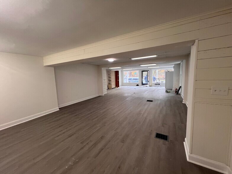 More Photos Of 1100 Calvary Rd, Churchville Flex For Lease