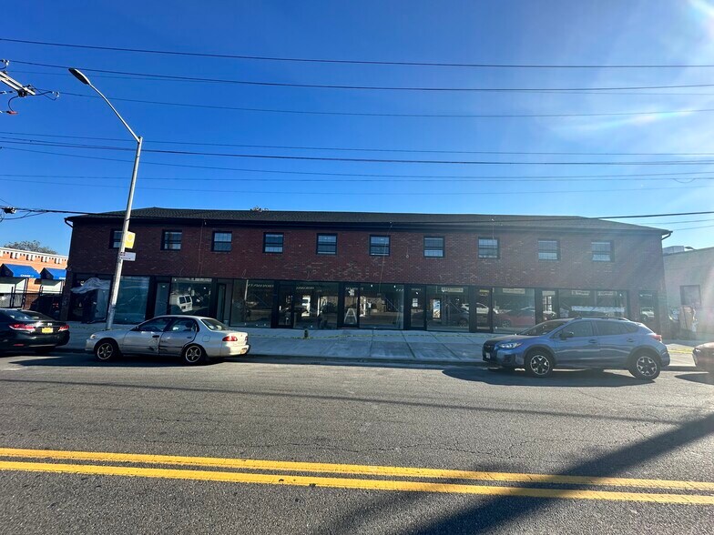 More Photos Of 205-16 Linden Blvd, Saint Albans Storefront Retail Residential For Lease