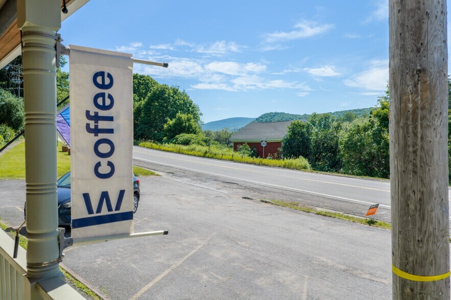 More Photos Of 53470 NY-30 Hwy, Roxbury Flex For Sale