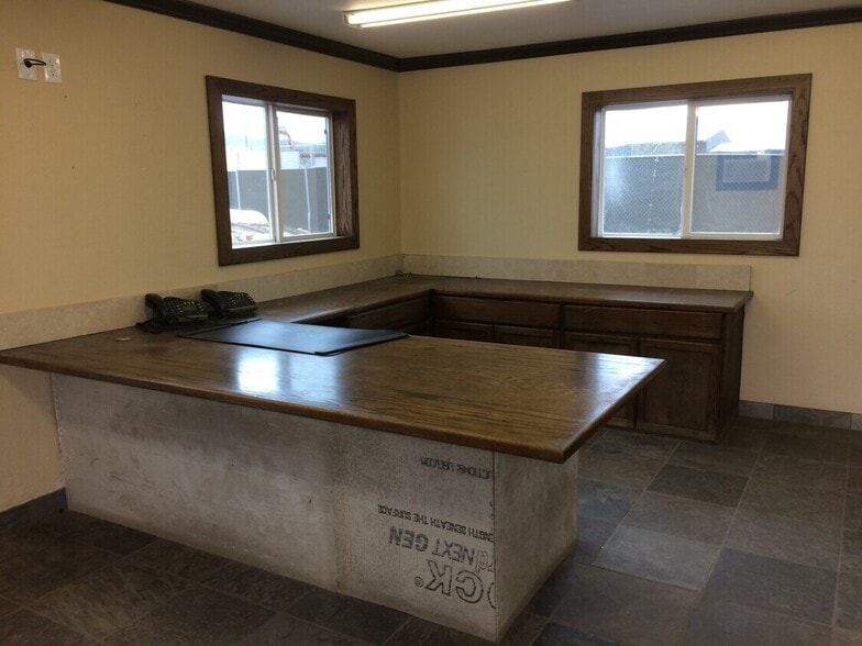 More Photos Of 248 Elliott Rd, Henderson Land For Lease