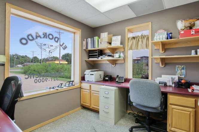 More Photos Of 1919 W Central Ave, El Dorado Warehouse For Lease