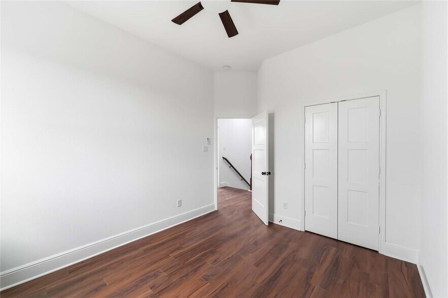More Photos Of 4125 Clover A/B st, Houston Multifamily For Sale