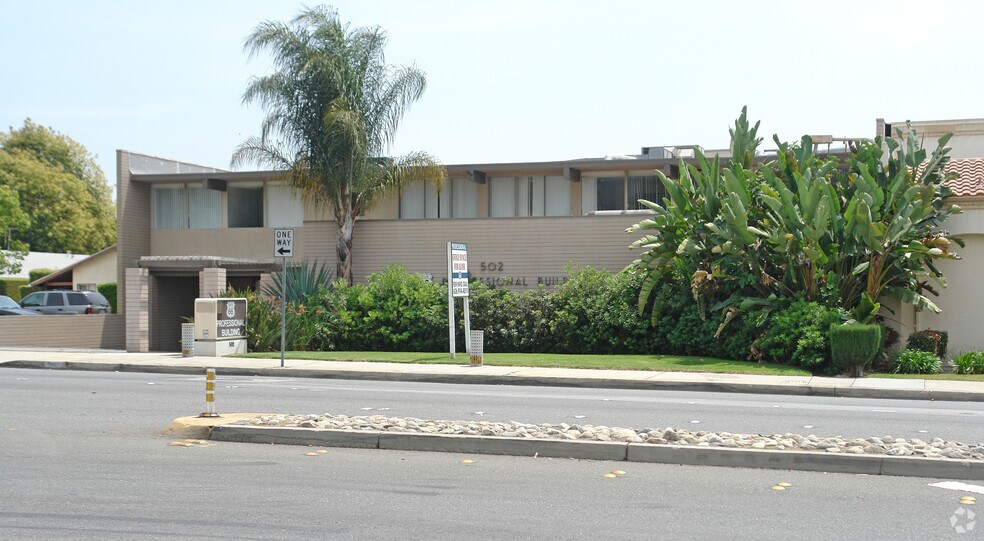 More Photos Of 502 W Route 66, Glendora Office For Lease