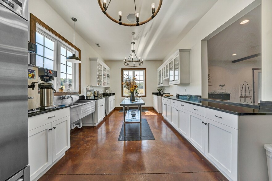More Photos Of 9945 Brooks Mill Rd, Burnt Chimney Specialty For Sale