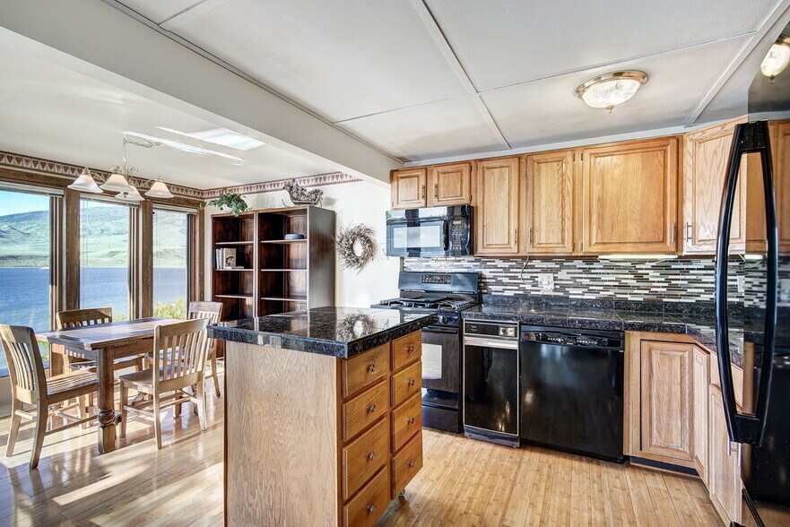 More Photos Of 121 Fishermans Dr, Silverthorne Specialty For Sale