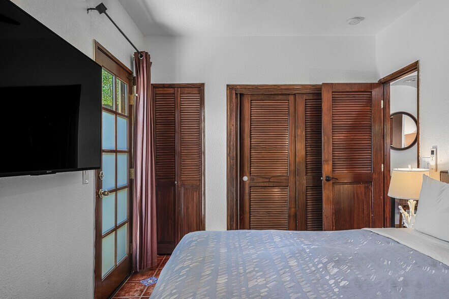 More Photos Of 520 Chuckwalla Rd, Palm Springs Apartments For Sale