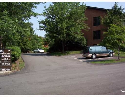 More Photos Of 600 Commerce Dr, Coraopolis Office Residential For Sale