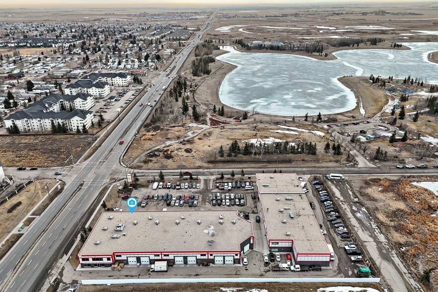 More Photos Of 1803 60th St SE, Calgary Mixed Retail For Sale