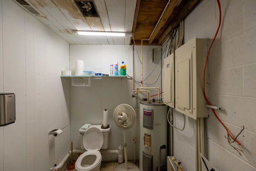 More Photos Of 0 E Main St, Huntingdon Storefront For Sale