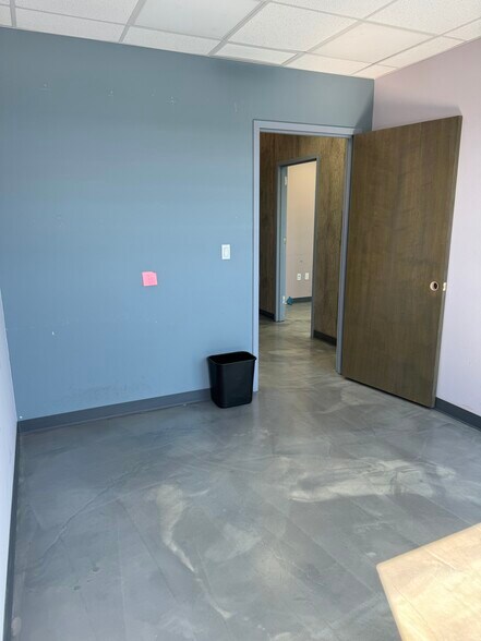 More Photos Of 23-25 31st St, Astoria Medical For Lease