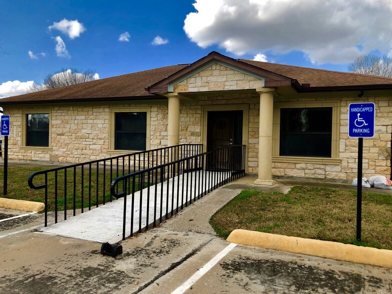 More Photos Of 18484 Clay Rd, Houston Flex For Lease