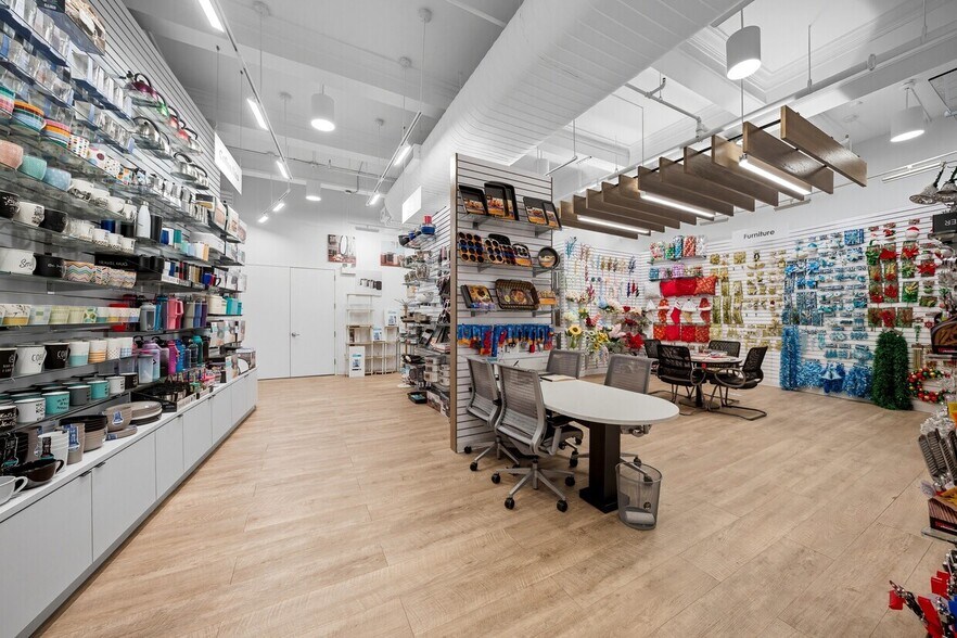 More Photos Of 15 W 34th St, New York Office For Lease