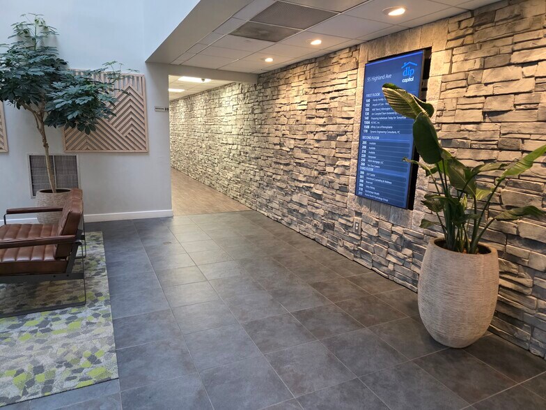 More Photos Of 95 Highland Ave, Bethlehem Office For Lease