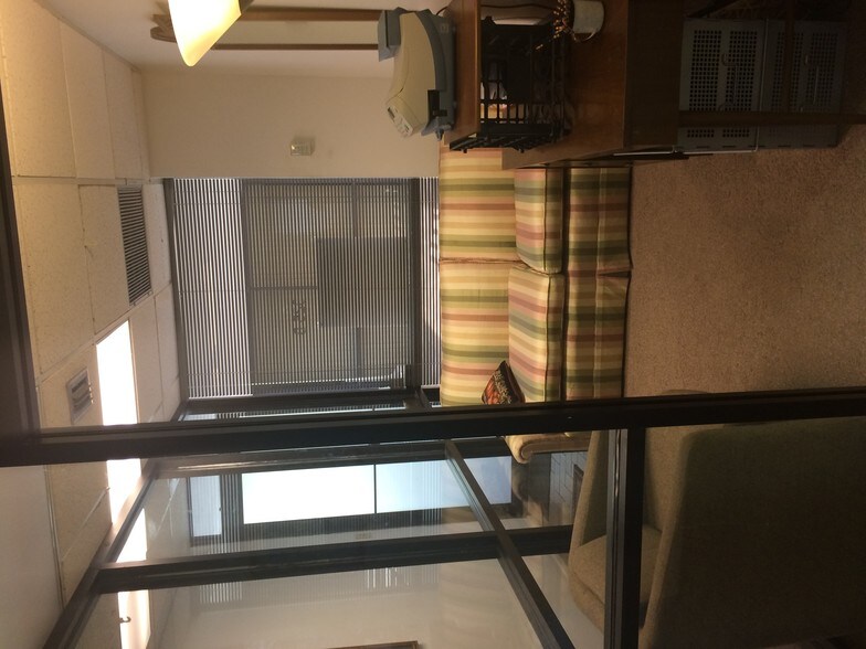 More Photos Of 2477 Stickney Point Rd, Sarasota Medical For Sale