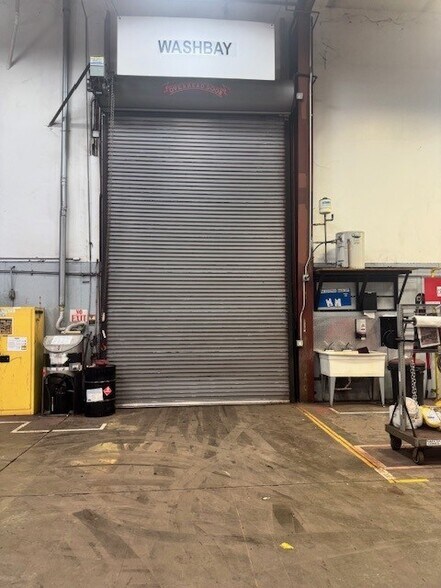 More Photos Of 2304 River Rd, Piedmont Manufacturing For Lease