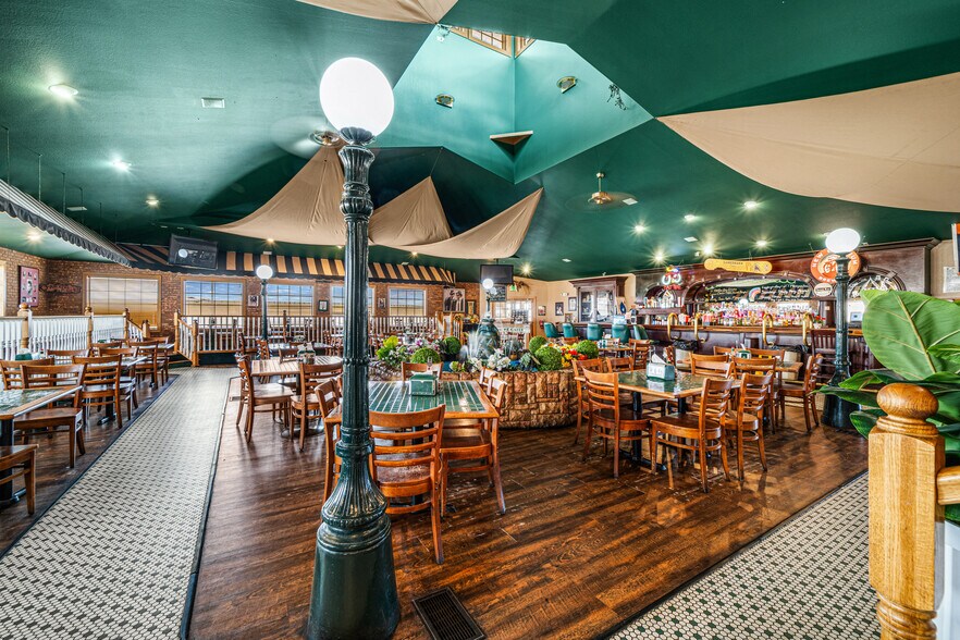 More Photos Of 105 S Tiffany Dr, Pueblo Restaurant For Sale