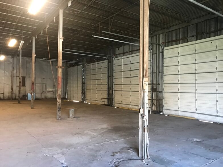 More Photos Of 147 Nebraska, Memphis Warehouse For Sale
