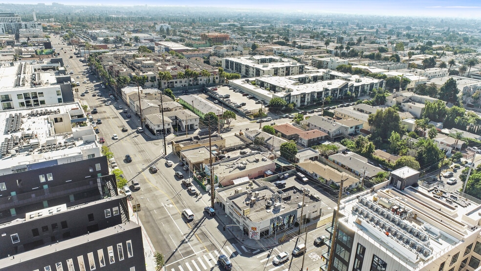 More Photos Of 3601 Overland Ave, Los Angeles Restaurant For Lease